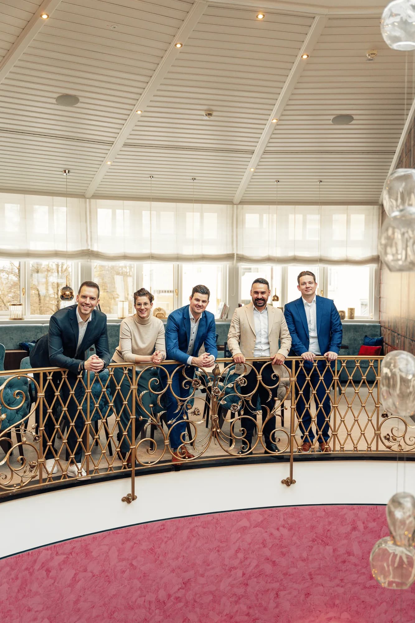 Das Team von Vermögen und Karriere